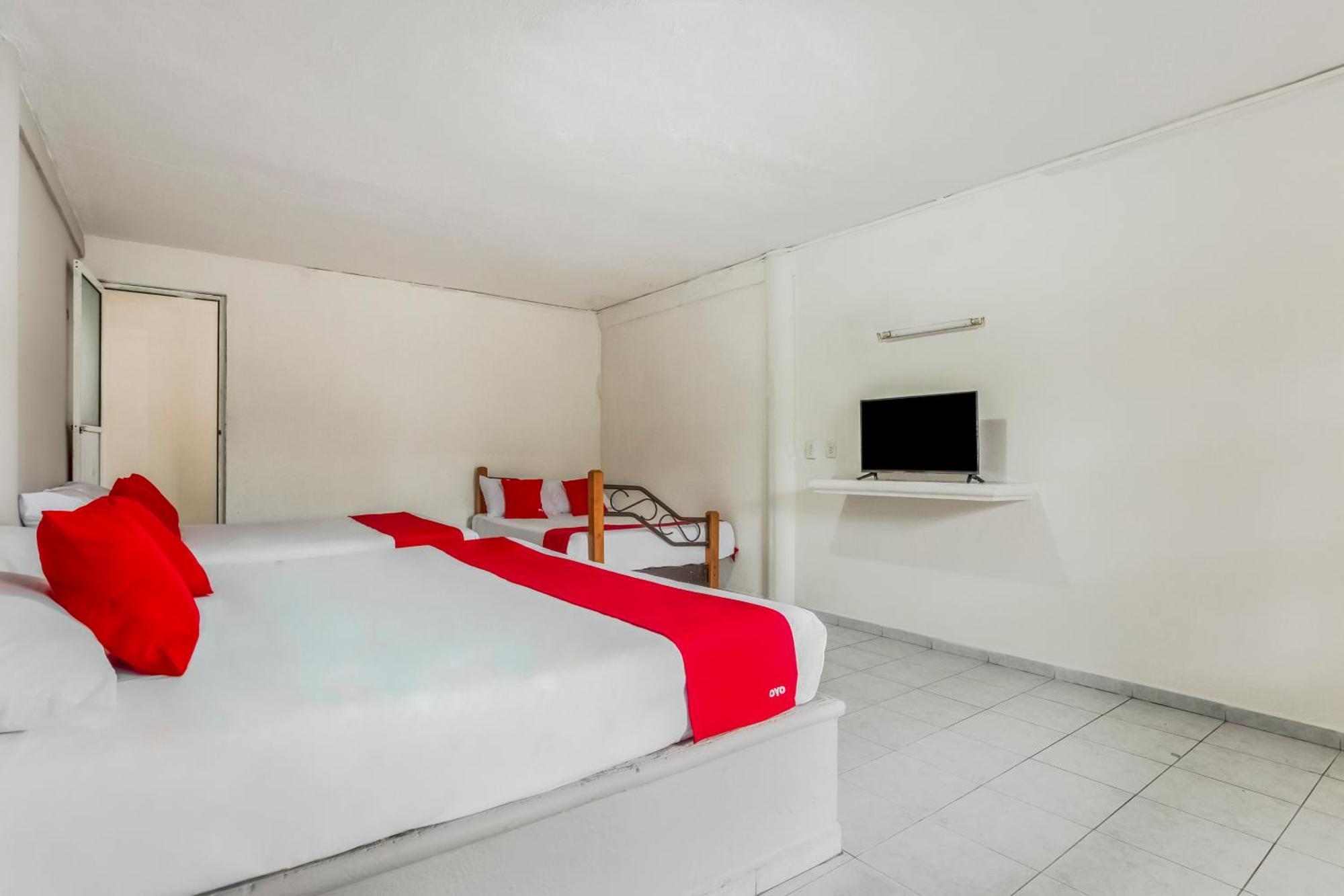 קנקון Oyo Hotel Jaguar מראה חיצוני תמונה